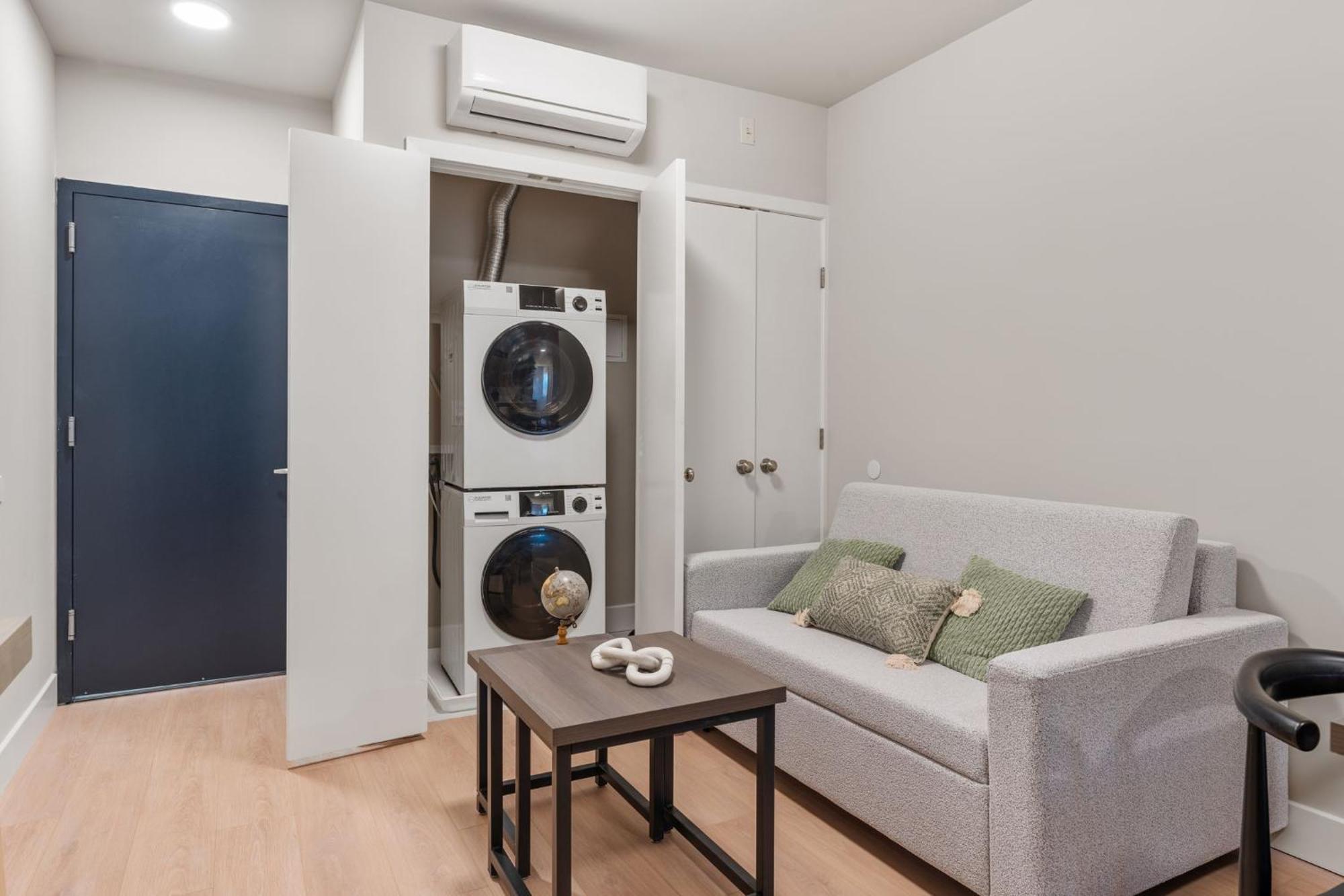 Apartamento 4211 *
